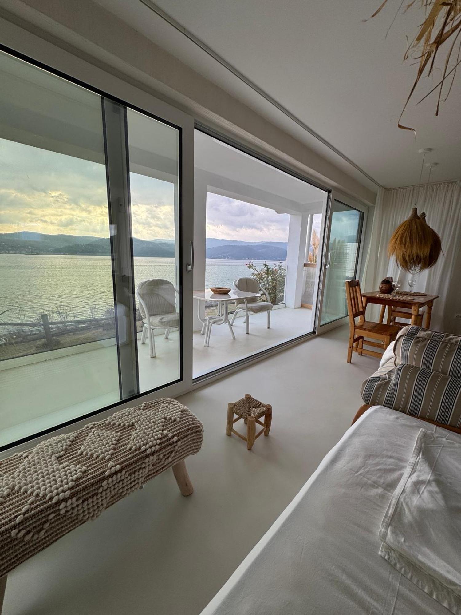 Dream Tricule Villa Svinita Екстериор снимка